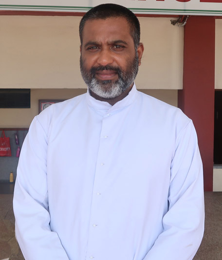 FR. SENOJ THOMAS